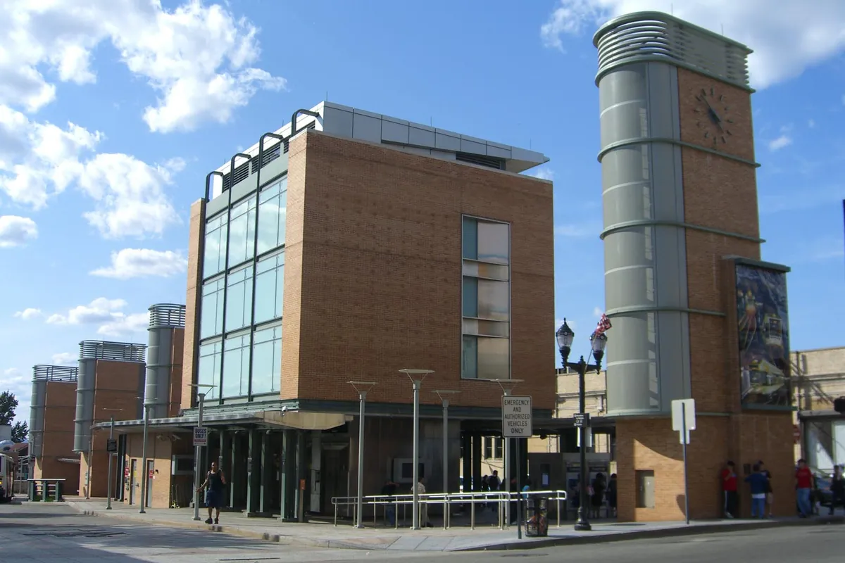 Bergenline Avenue light rail station at 48th Street in Union City, NJ
